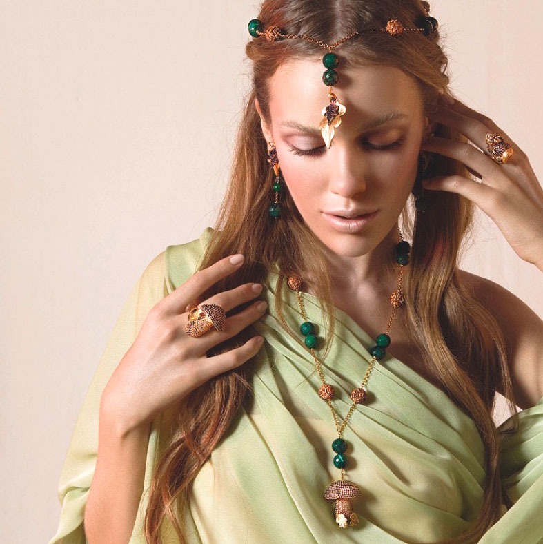 oakleaf whisper Necklace